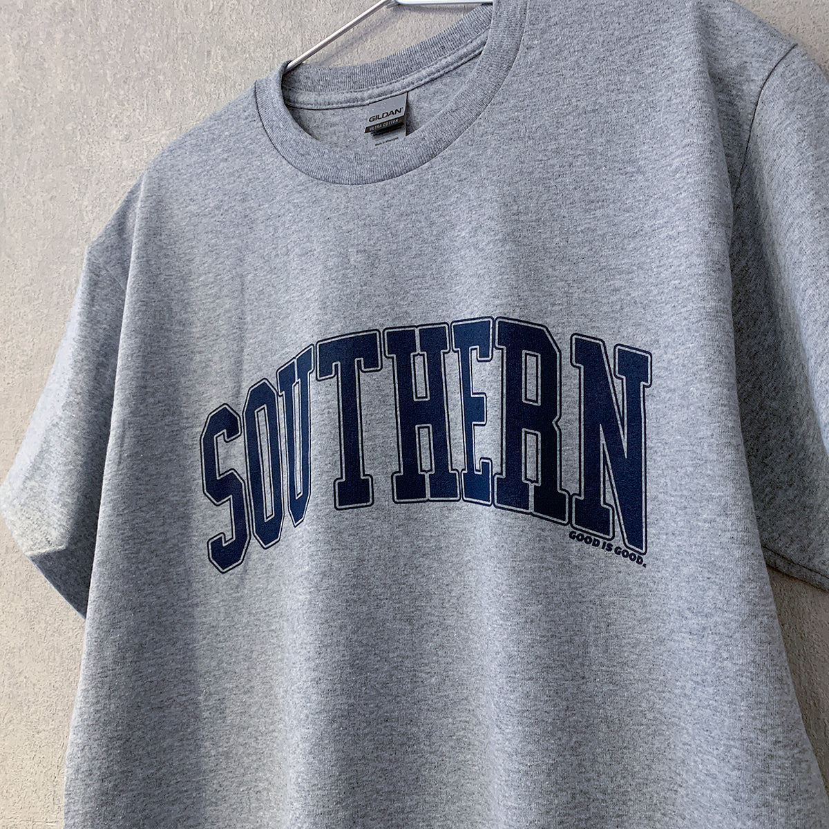 SOUTHERN カレッジロゴ S/S Tシャツ
